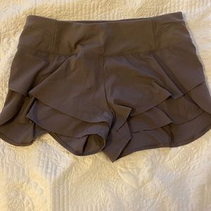 Calia by Carrie Underwood Petal Hem Shorts